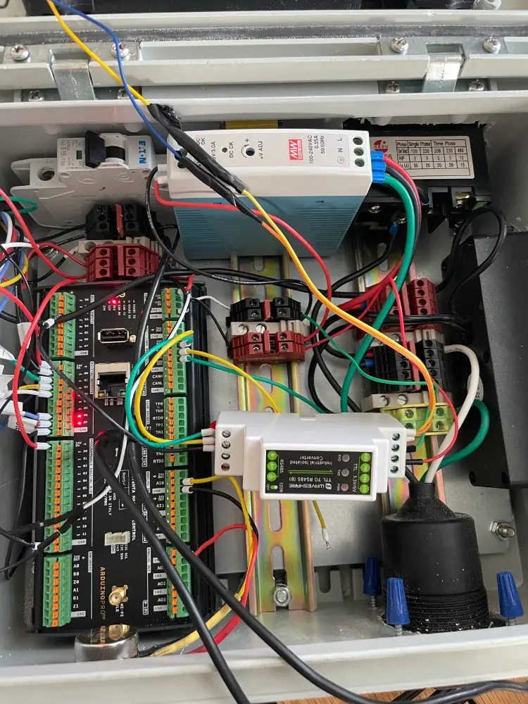 Industrial control box — Arduino Pro, RS485, terminal blocks